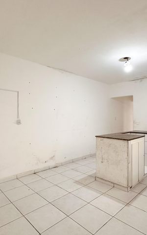 Casa à venda com 145m², 4 quartos e 2 vagas Casa à venda com 145m², 4 quartos e 2 vagasCozinha