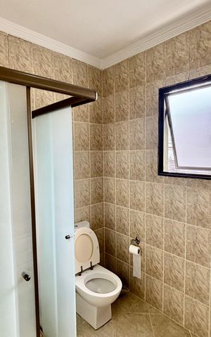 Casa para alugar com 140m², 3 quartos e 1 vaga Casa para alugar com 140m², 3 quartos e 1 vagaBanheiro 2