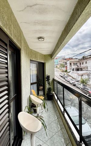 Casa para alugar com 140m², 3 quartos e 1 vaga Casa para alugar com 140m², 3 quartos e 1 vagaVaranda