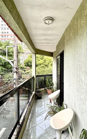 Casa para alugar com 140m², 3 quartos e 1 vaga Casa para alugar com 140m², 3 quartos e 1 vagaVaranda