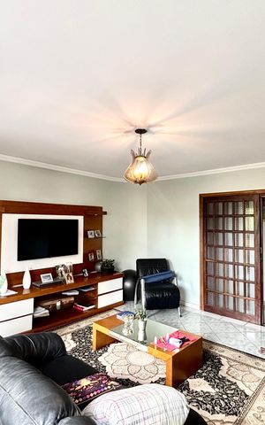Casa para alugar com 140m², 3 quartos e 1 vaga Casa para alugar com 140m², 3 quartos e 1 vagaSala