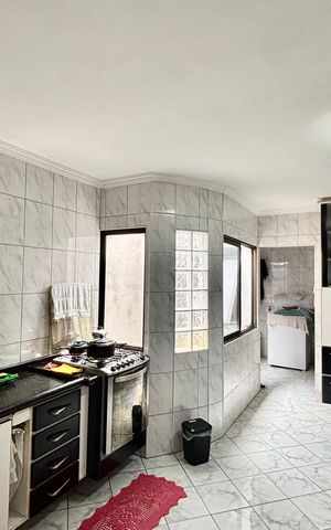 Casa para alugar com 140m², 3 quartos e 1 vaga Casa para alugar com 140m², 3 quartos e 1 vagaCozinha