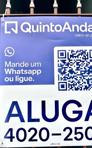 Casa para alugar com 140m², 3 quartos e 1 vaga Casa para alugar com 140m², 3 quartos e 1 vagaFachada