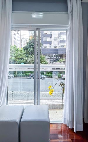Apartamento para alugar com 138m², 3 quartos e 3 vagas