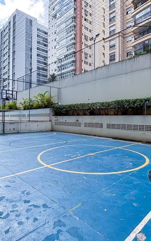 Apartamento para alugar com 138m², 3 quartos e 3 vagas