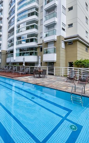 Apartamento para alugar com 138m², 3 quartos e 3 vagas