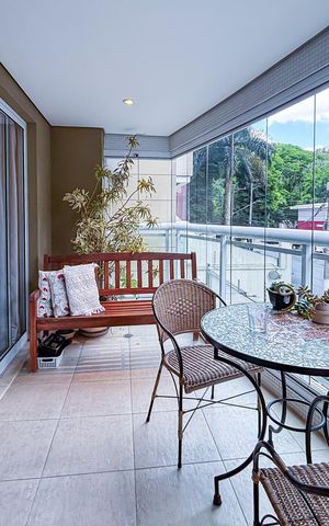 Apartamento para alugar com 138m², 3 quartos e 3 vagas