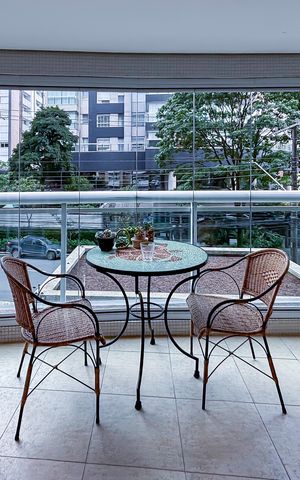 Apartamento para alugar com 138m², 3 quartos e 3 vagas