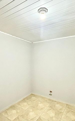 Casa para alugar com 40m², 1 quarto e sem vaga Casa para alugar com 40m², 1 quarto e sem vagaSala
