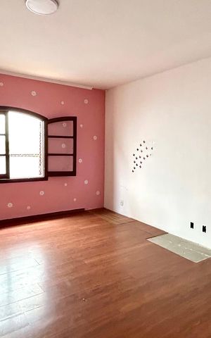 Casa para alugar com 270m², 5 quartos e 5 vagas Casa para alugar com 270m², 5 quartos e 5 vagasQuarto 2