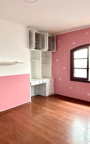 Casa para alugar com 270m², 5 quartos e 5 vagas Casa para alugar com 270m², 5 quartos e 5 vagasQuarto 2