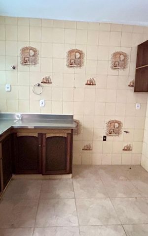 Casa para alugar com 270m², 5 quartos e 5 vagas Casa para alugar com 270m², 5 quartos e 5 vagasCozinha