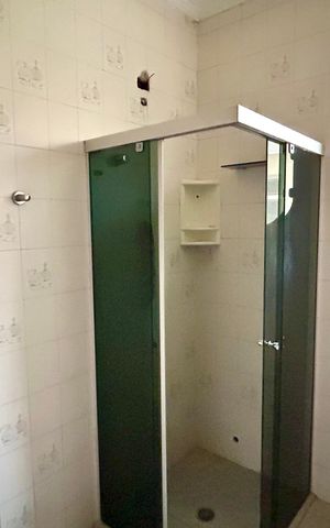 Casa para alugar com 270m², 5 quartos e 5 vagas Casa para alugar com 270m², 5 quartos e 5 vagasBanheiro 2