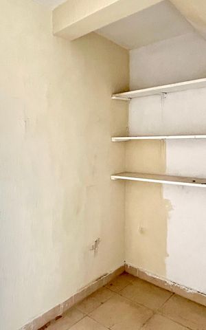 Casa para alugar com 270m², 5 quartos e 5 vagas Casa para alugar com 270m², 5 quartos e 5 vagasDespensa