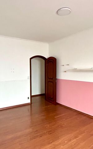 Casa para alugar com 270m², 5 quartos e 5 vagas Casa para alugar com 270m², 5 quartos e 5 vagasQuarto 2