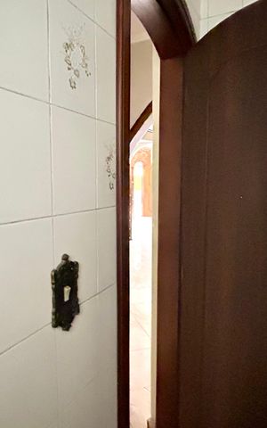 Casa para alugar com 270m², 5 quartos e 5 vagas Casa para alugar com 270m², 5 quartos e 5 vagasBanheiro 5