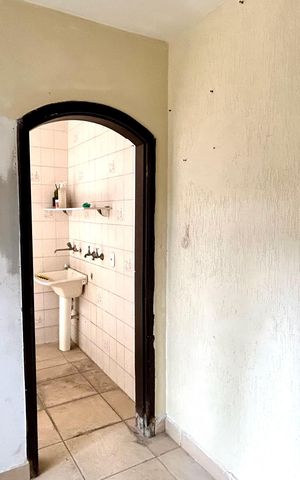 Casa para alugar com 270m², 5 quartos e 5 vagas Casa para alugar com 270m², 5 quartos e 5 vagasDespensa