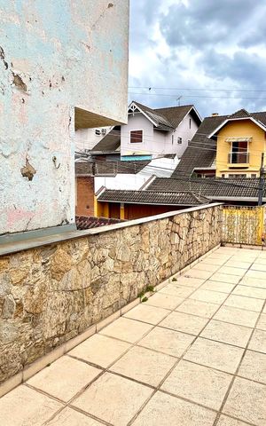 Casa para alugar com 270m², 5 quartos e 5 vagas Casa para alugar com 270m², 5 quartos e 5 vagasSacada