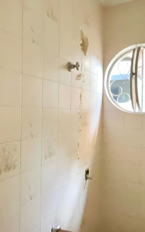 Casa para alugar com 270m², 5 quartos e 5 vagas Casa para alugar com 270m², 5 quartos e 5 vagasBanheiro 3