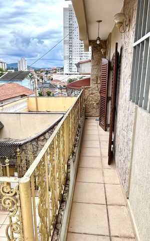 Casa para alugar com 270m², 5 quartos e 5 vagas Casa para alugar com 270m², 5 quartos e 5 vagasSacada