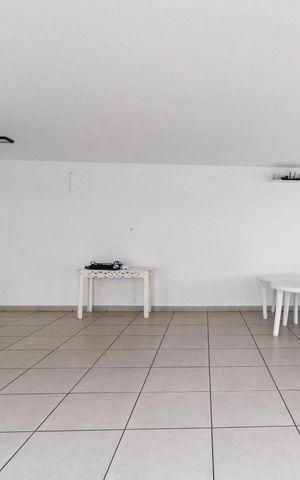 Apartamento para alugar com 42m², 2 quartos e 1 vagaÁrea comum - Salão de festas