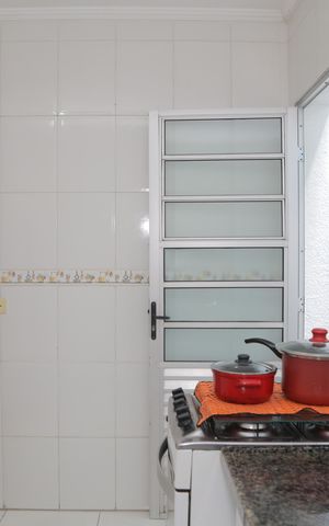 Casa de condomínio à venda com 52m², 2 quartos e 1 vaga