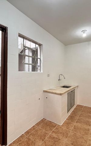 Casa para alugar com 40m², 1 quarto e sem vaga