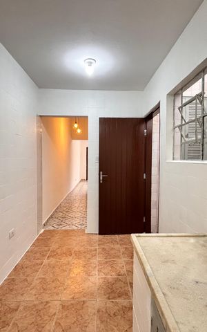 Casa para alugar com 40m², 1 quarto e sem vaga