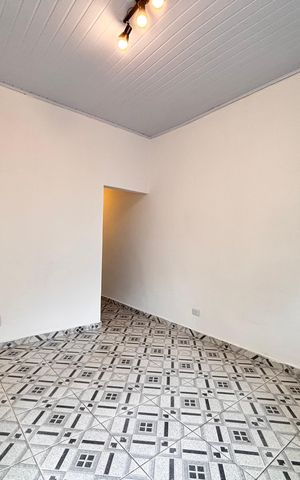 Casa para alugar com 40m², 1 quarto e sem vaga