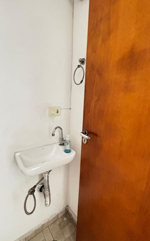 Casa para alugar com 113m², 2 quartos e 2 vagas Casa para alugar com 113m², 2 quartos e 2 vagasGaragem - Banheiro