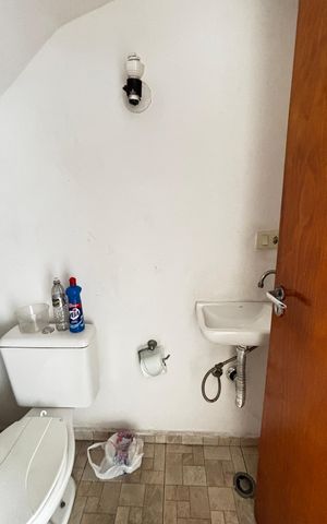 Casa para alugar com 113m², 2 quartos e 2 vagas Casa para alugar com 113m², 2 quartos e 2 vagasGaragem - Banheiro