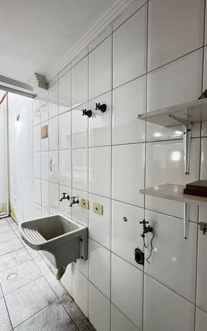 Casa para alugar com 113m², 2 quartos e 2 vagas Casa para alugar com 113m², 2 quartos e 2 vagasÁrea de Serviço