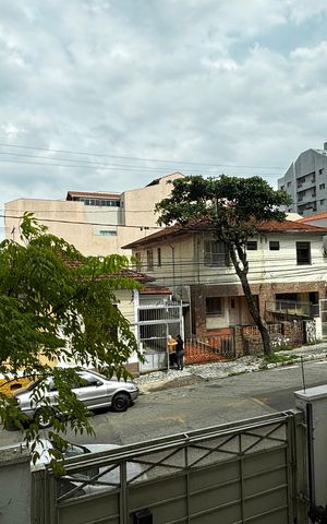 Casa para alugar com 113m², 2 quartos e 2 vagas Casa para alugar com 113m², 2 quartos e 2 vagasSala Vista