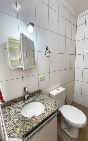 Casa para alugar com 113m², 2 quartos e 2 vagas Casa para alugar com 113m², 2 quartos e 2 vagasBanheiro da Suíte 2