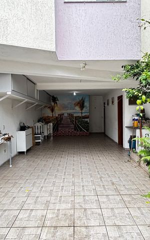 Casa para alugar com 113m², 2 quartos e 2 vagas Casa para alugar com 113m², 2 quartos e 2 vagasGaragem