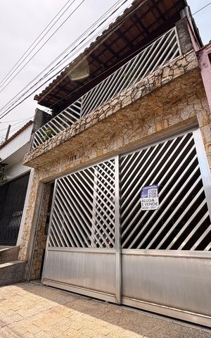 Casa para alugar com 130m², 2 quartos e 1 vaga Casa para alugar com 130m², 2 quartos e 1 vagaFachada + plaquinha KQAP-450
