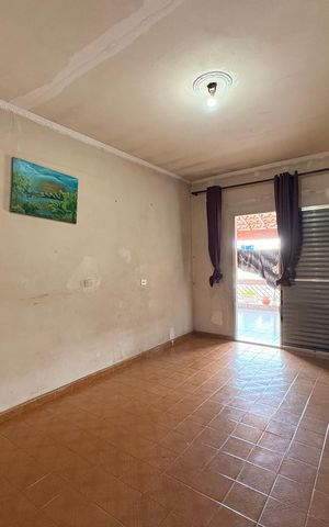 Casa para alugar com 130m², 2 quartos e 1 vaga Casa para alugar com 130m², 2 quartos e 1 vagaSala
