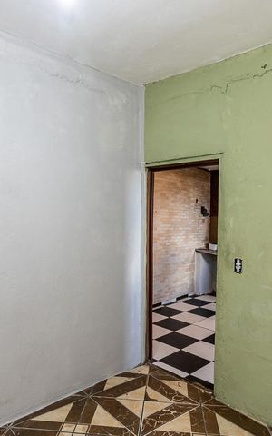 Casa à venda com 40m², 2 quartos e sem vaga Casa à venda com 40m², 2 quartos e sem vagaQuarto 1