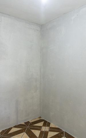 Casa à venda com 40m², 2 quartos e sem vaga Casa à venda com 40m², 2 quartos e sem vagaQuarto 1