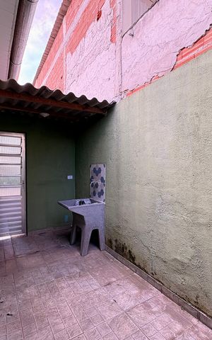 Casa à venda com 182m², 4 quartos e 1 vaga Casa à venda com 182m², 4 quartos e 1 vagaLavanderia casa 2
