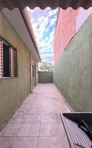 Casa à venda com 182m², 4 quartos e 1 vaga Casa à venda com 182m², 4 quartos e 1 vagaLavanderia casa 3