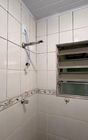 Casa à venda com 182m², 4 quartos e 1 vaga Casa à venda com 182m², 4 quartos e 1 vagaBanheiro casa 2