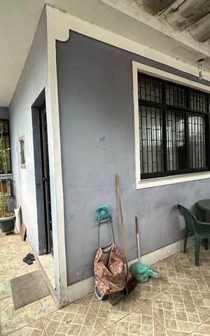 Casa à venda com 100m², 3 quartos e 1 vagaFachada