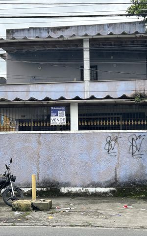Casa à venda com 100m², 3 quartos e 1 vagaFachada + placa