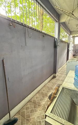 Casa à venda com 100m², 3 quartos e 1 vagaÁrea de Serviço