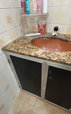 Casa à venda com 100m², 3 quartos e 1 vagaBanheiro 1