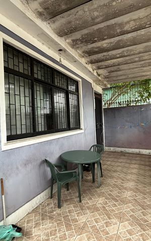 Casa à venda com 100m², 3 quartos e 1 vagaÁrea comum