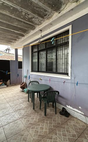 Casa à venda com 100m², 3 quartos e 1 vagaFachada