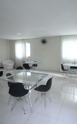 Apartamento à venda com 45m², 2 quartos e 1 vagaÁrea comum
