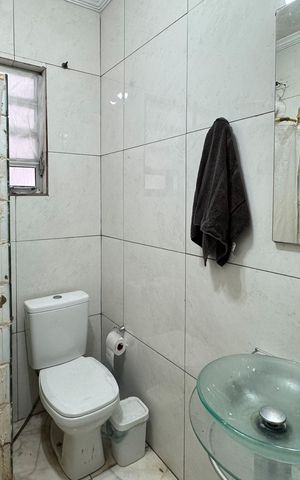 Casa à venda com 252m², 2 quartos e 2 vagas Casa à venda com 252m², 2 quartos e 2 vagasBanheiro - Suíte